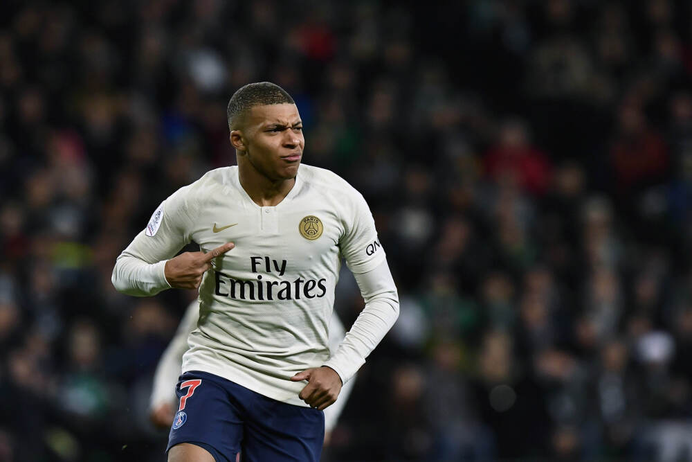   AMD苏姿丰：到2030年人工智能数据中心市场规模将达1万亿美元